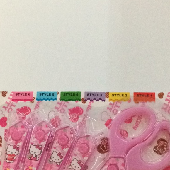 Hello Kitty Plastic Scissor Set (New) - Picture 4 of 6